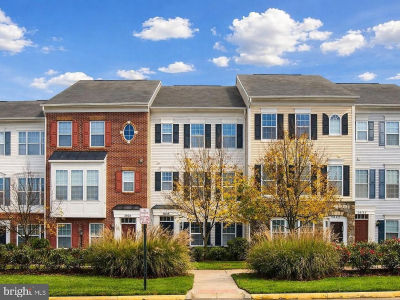 5027 Potomac Highlands Cir Triangle, VA 22172