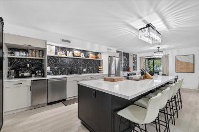 9729 N New River Canal Rd APT 628 Plantation, FL 33324