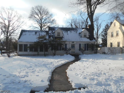 52 E Sumner Ave Roselle Park, NJ 07204