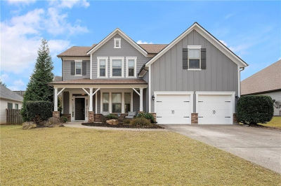 4008 Creekshire Trl Canton, GA 30115