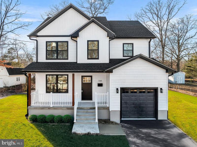51 E Spring St Pine Hill, NJ 08021