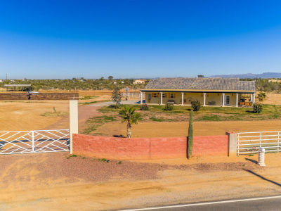 13570 W Manville Rd Tucson, AZ 85743