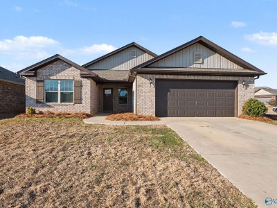 227 Hydra Cir Huntsville, AL 35811