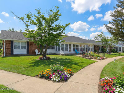 1190A Clydebank Ct Lakewood, NJ 08701