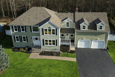 189 Sheri Ln Weymouth, MA 02190