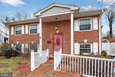 4636 Evansdale Rd Woodbridge, VA 22193