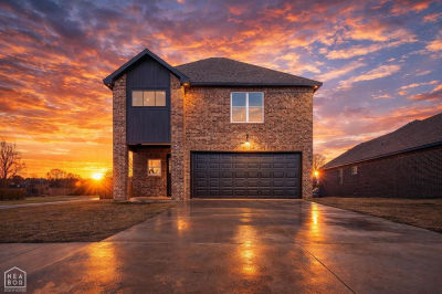 4212 Stoke Dr Jonesboro, AR 72405