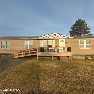 110 Seaview Dr Elizabeth City, NC 27909