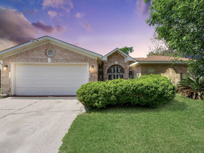 1359 Littleport Ln Channelview, TX 77530