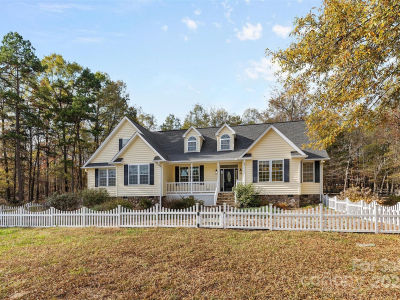 2159 Quiet Cove Ln Stanfield, NC 28163
