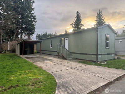 17114 153rd Ave SE Trailer 10 Yelm, WA 98597