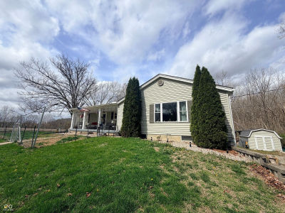 19037 Duck Creek Rd Metamora, IN 47030