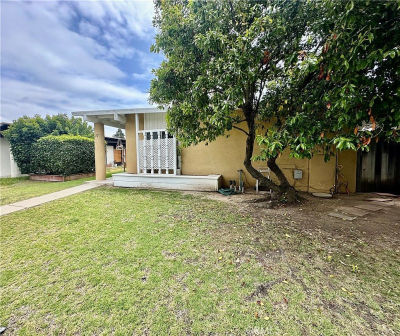 117 Clearbrook Ln Costa Mesa, CA 92626