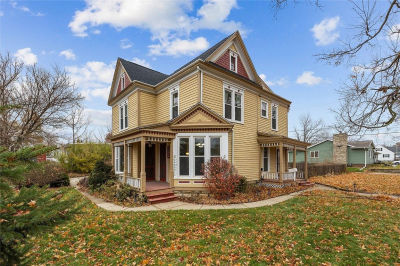 1103 26th St Marion, IA 52302