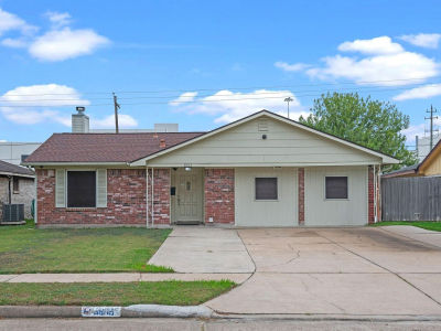 3805 Darling Ave Pasadena, TX 77503