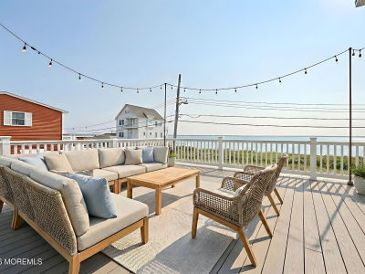 51 Good Luck Dr Bayville, NJ 08721