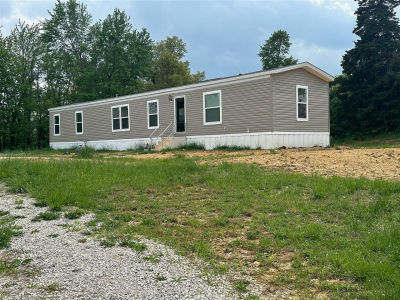 1304 Hammonsville Schoolhouse Rd Magnolia, KY 42757