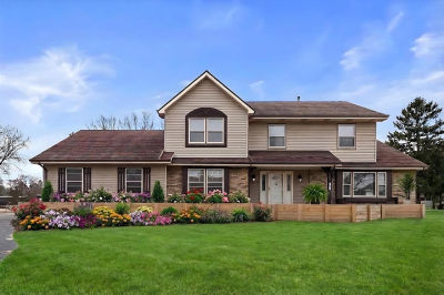 2205 2nd St Kenosha, WI 53140