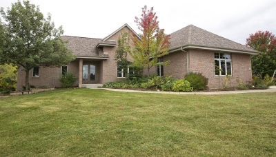 4707 W Jenna Ct Franklin, WI 53132