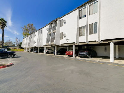 7508 Parkway Dr Unit 102 La Mesa, CA 91942