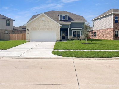 397 Kendall Crest Dr Alvin, TX 77511