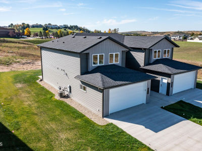 1710 Heart Ridge Loop SE Mandan, ND 58554