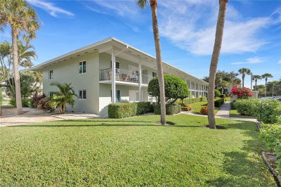 466 12th Ave S #466 Naples, FL 34102