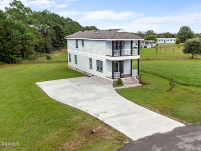 264 Oak Manor Rd Rayne, LA 70578