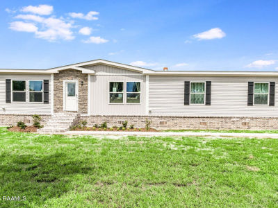 155 Oak Manor Rd Rayne, LA 70578