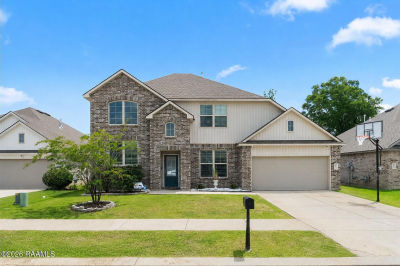 203 S Lakepointe Dr Lafayette, LA 70506