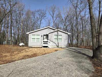 3948 Mary Anne Ln Caseville, MI 48725