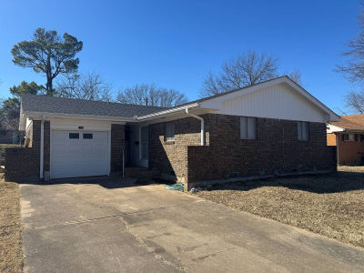 1709 Virginia Dr McAlester, OK 74501