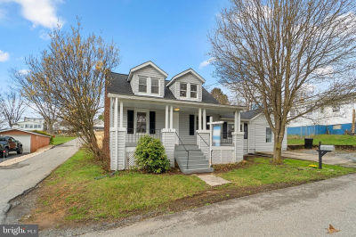 19 Brent St Hancock, MD 21750