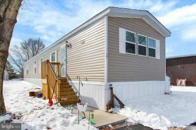 39 Chesapeake Est Thomasville, PA 17364