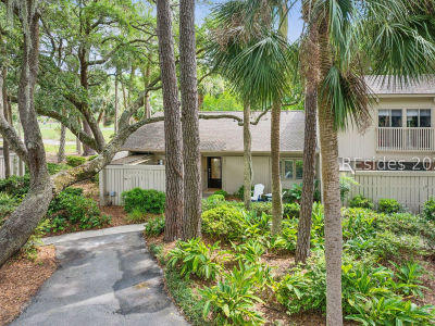 2 Woodbine Pl APT 56 Hilton Head Island, SC 29928