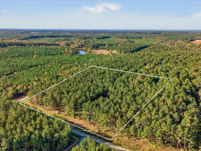 8 Garlington Rd Mountville, SC 29370