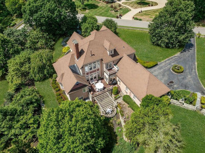 2 Country Way Hopkinton, MA 01748