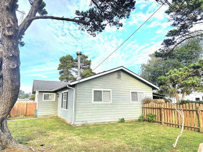 902 Fresno St Crescent City, CA 95531