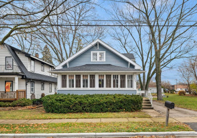 225 N State St Addison, IL 60101