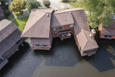 8 Northlake Cir Peachtree City, GA 30269