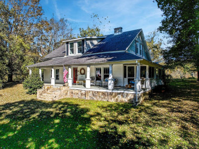 982 County Road 229 Niota, TN 37826