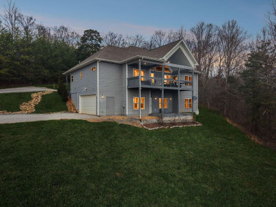 416 County Road 754 Riceville, TN 37370