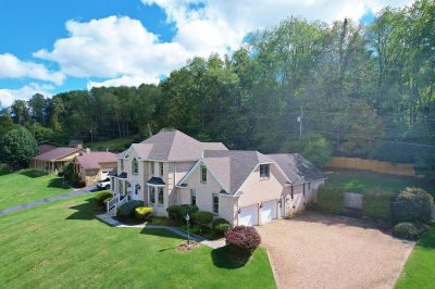 6 Fairlane Dr Bluefield, VA 24605