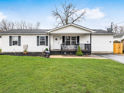 111 Jackson St Plain City, OH 43064