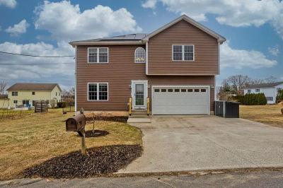 48 Mountain Ave West Springfield, MA 01089