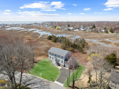 26 Meadowood Ln Old Saybrook, CT 06475