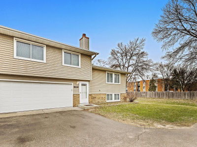 6120 64th Ave N Brooklyn Park, MN 55429