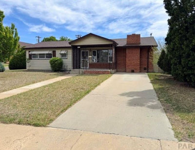 2001 Raton Ave La Junta, CO 81050
