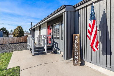 8146 W Hummel Dr Boise, ID 83709