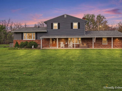 303 Summit St Pleasantville, OH 43148